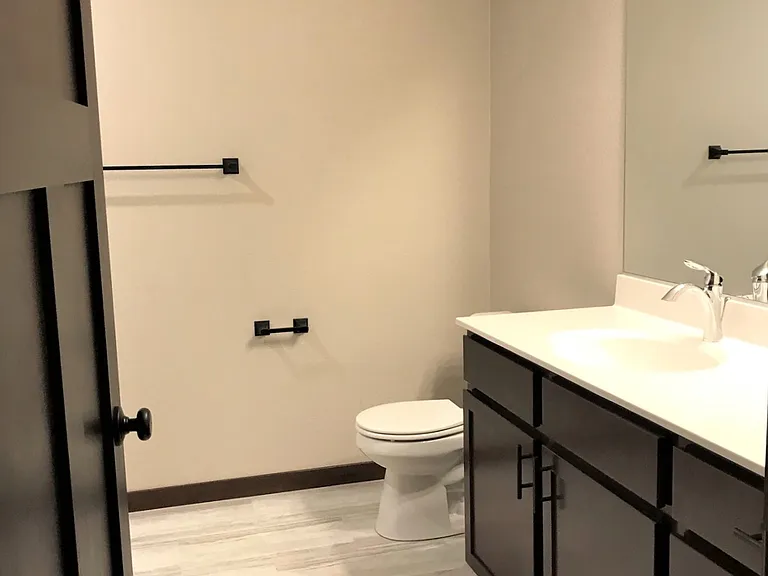 Gateway Place Apartments — Photo 161