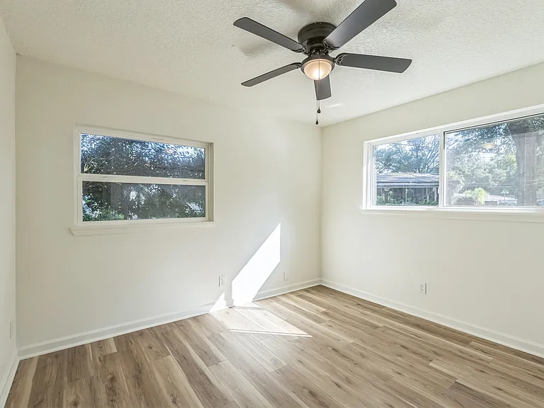 6432 Otelia Cir — Photo 19
