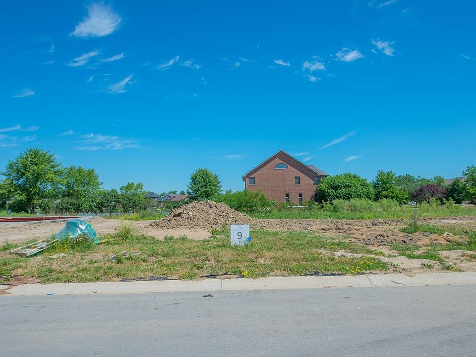 2nd image of 9306 W 91st Pl