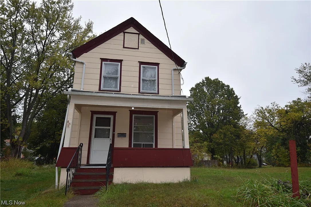 85 Shaefer St photo 1