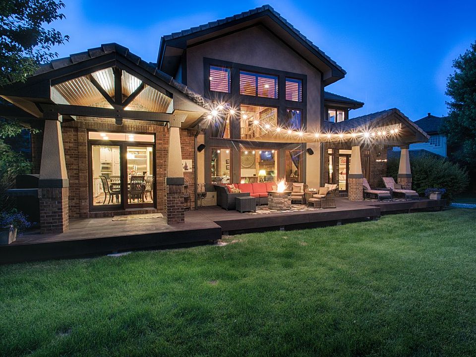 Rear Exterior Deck
