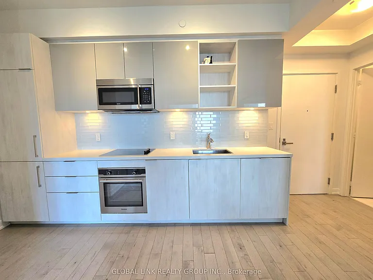 50 Ordnance St #1212 — Photo 2