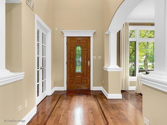 4th image of 5217 Fair Elms Ave