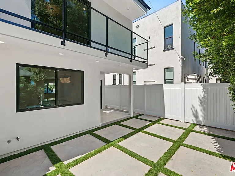 5843 Whitworth Dr — Photo 19
