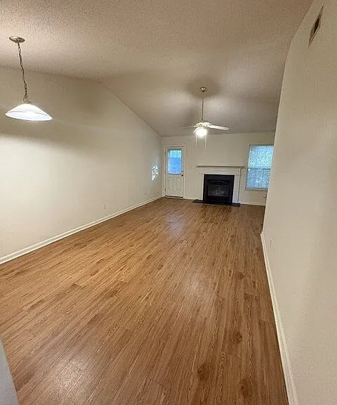 2807 Richard Dr #B — Photo 2