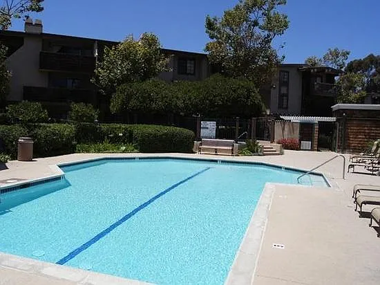 Building Photo - 8870 Villa La Jolla Dr #209