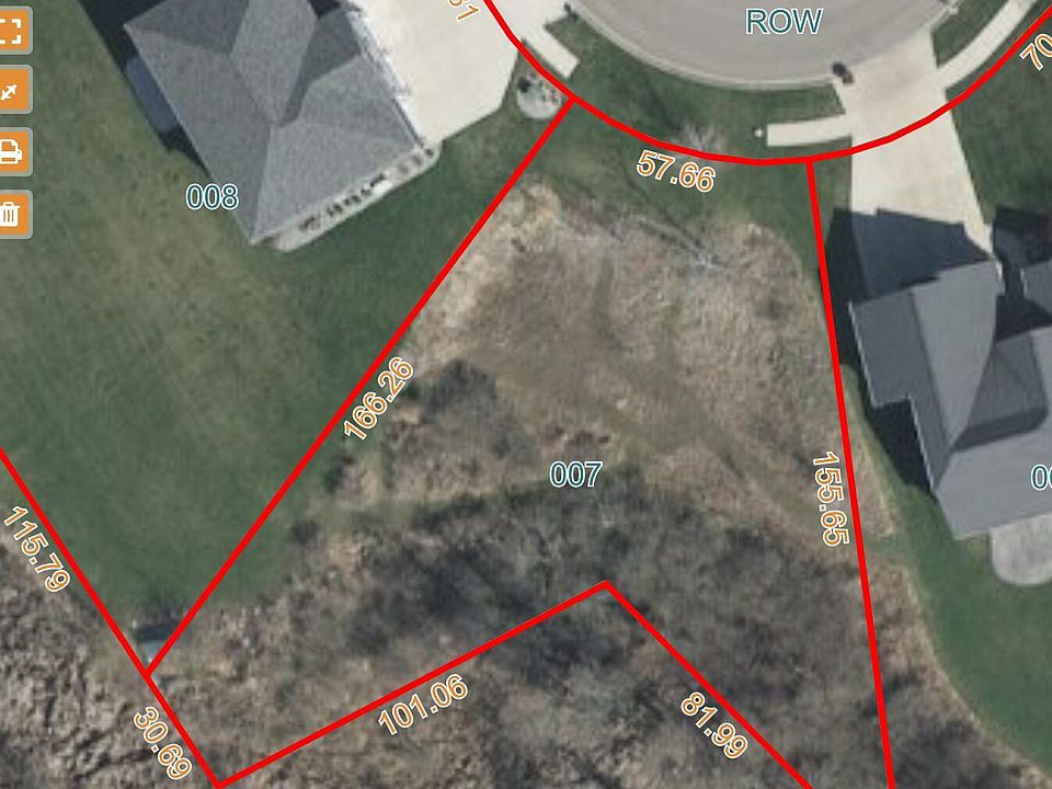 2nd image of 930 Windjammer Ct
