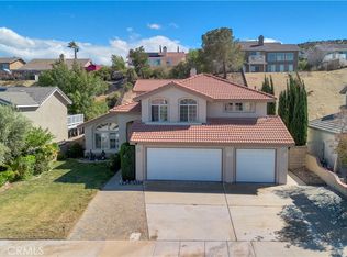 1212 Date Palm Dr, Palmdale, CA 93551