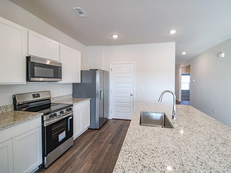 3349 Feldspar Dr SW — Photo 4