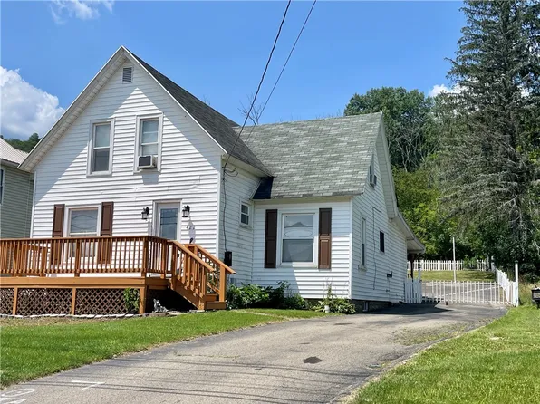 422 Congress St, Bradford, PA 16701
