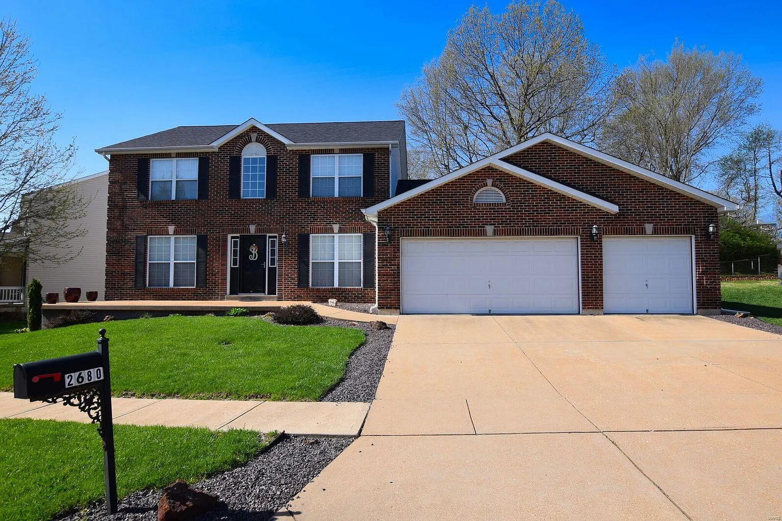 2680 Queen Bee Ln photo 1