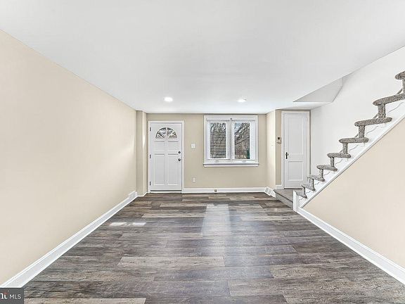 5th image of 2369 Bond Ave
