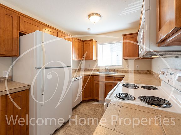 3rd image of 1165 School Ave #0