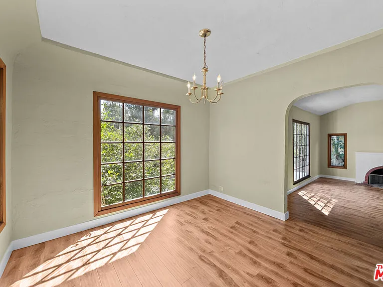2569 Patricia Ave — Photo 14