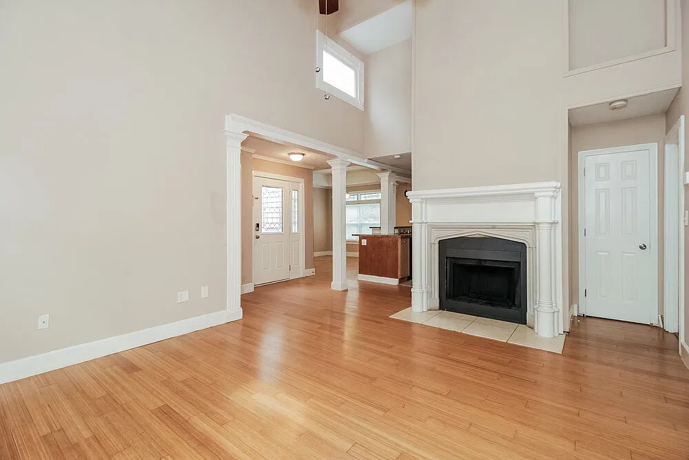 3 bed, 2.0 bath, 1526 sqft, $2,115 — Photo 4