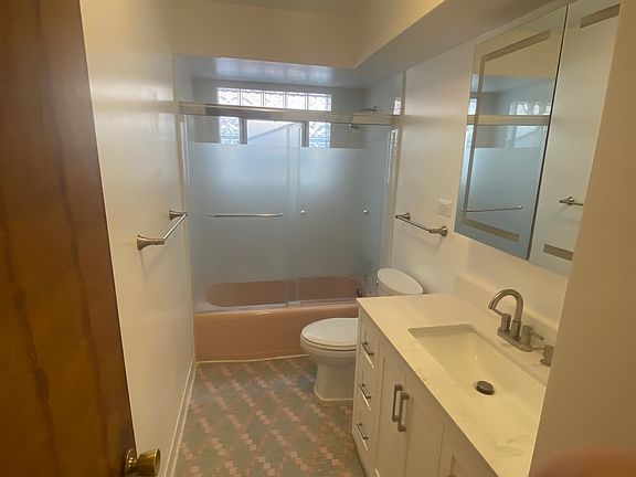 4th image of 6542 N Mozart St #2