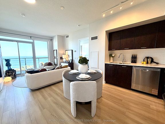 3rd image of 2200 Lake Shore Blvd W Unit 3310