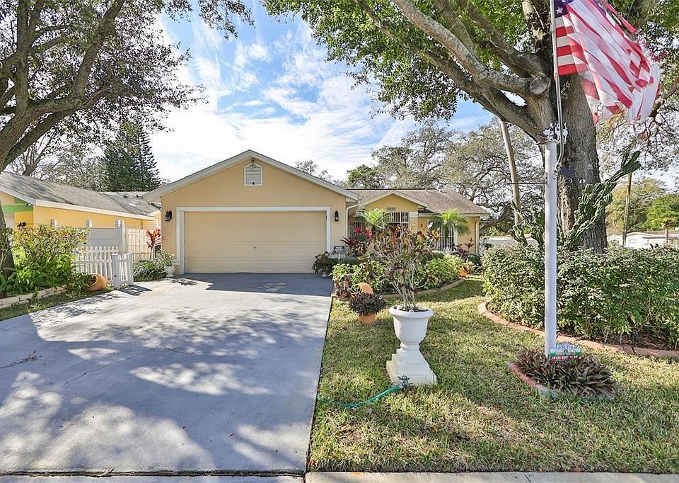 2nd image of 2424R Woody Trace Ln