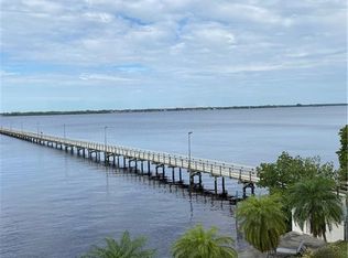720 Tarpon St #6, Fort Myers, FL 33916