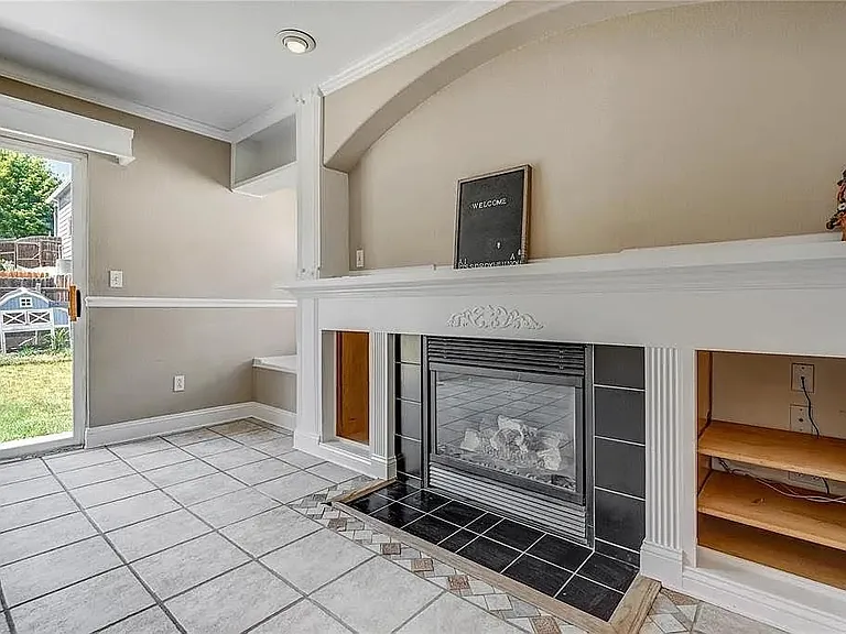4884 Bittercreek Dr — Photo 9
