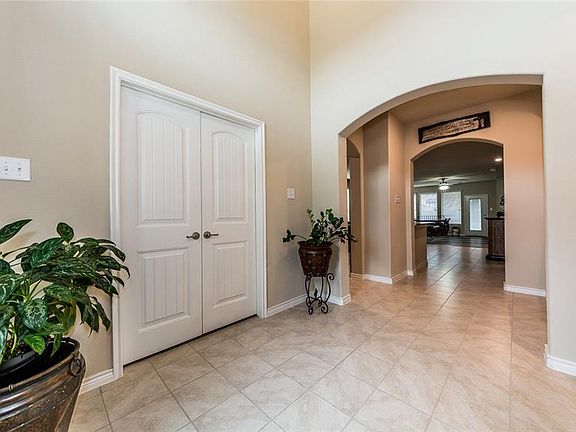 4th image of 125 Cross Creek Way