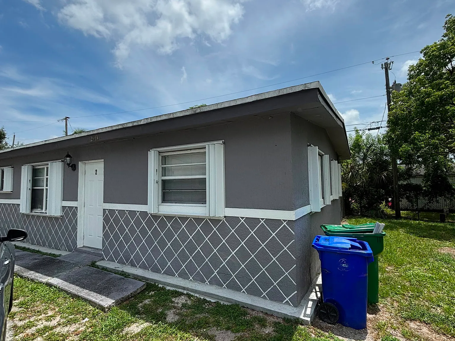 2 bed, 1.0 bath, 850 sqft, $1,950 — Photo 1