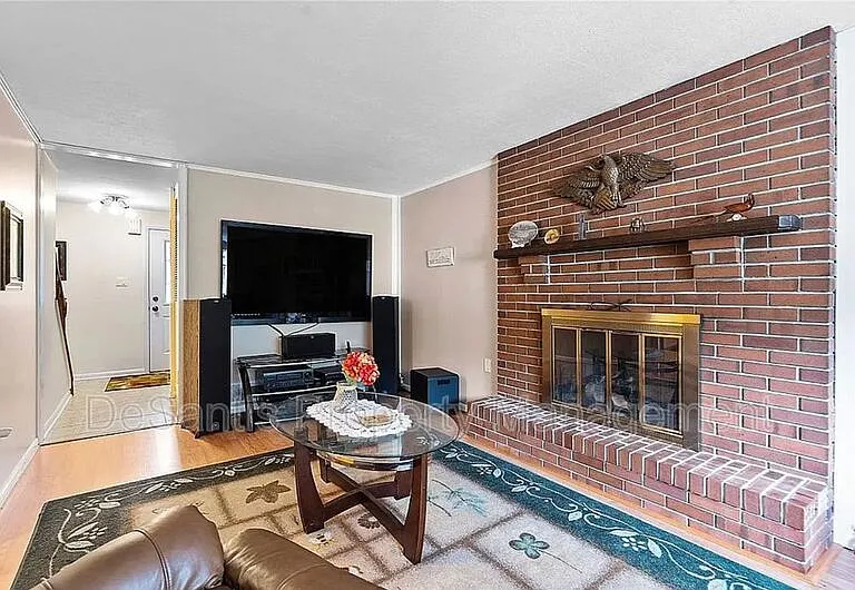 6101 Chatham Dr — Photo 11