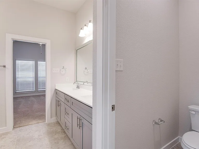12376 Iveson Dr — Photo 22