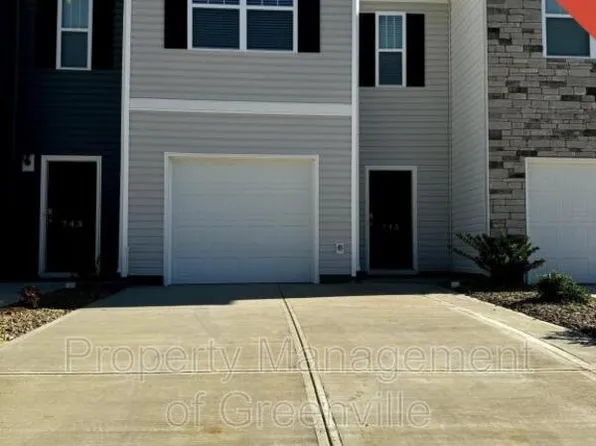 745 Embark Cir, Greer, SC 29651
