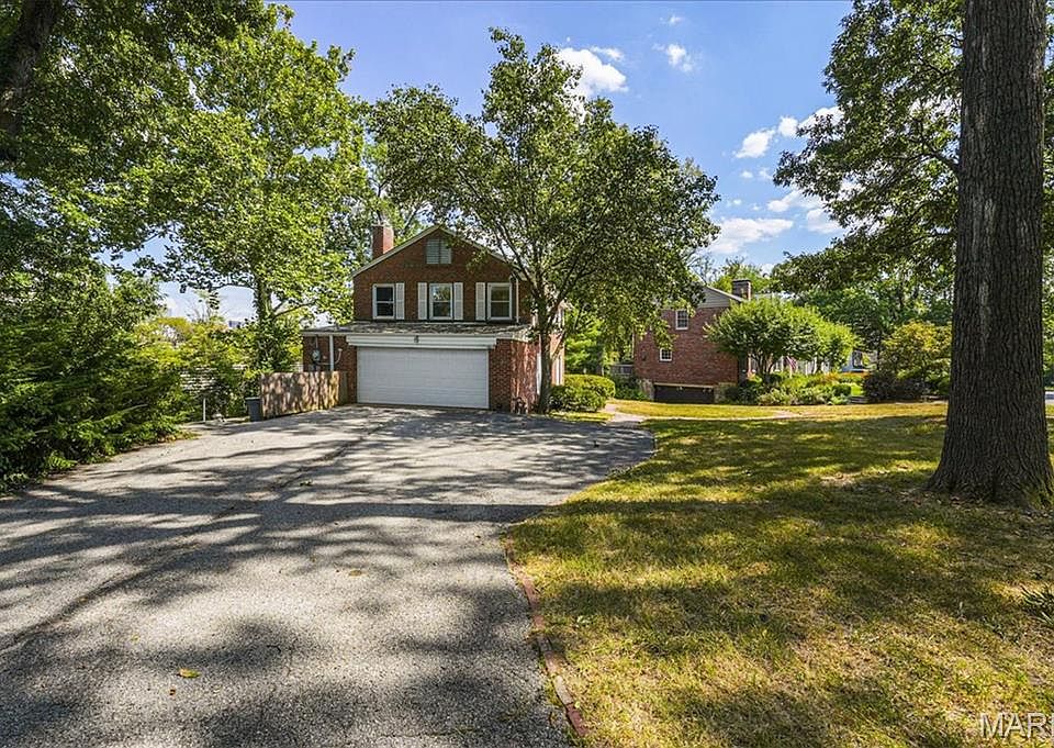 2nd image of 4 Pointer Ln