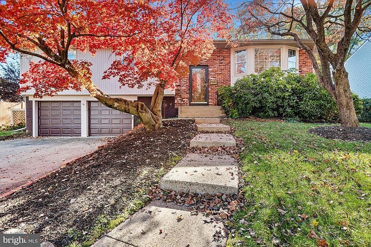1st image of 25 Jade Ln
