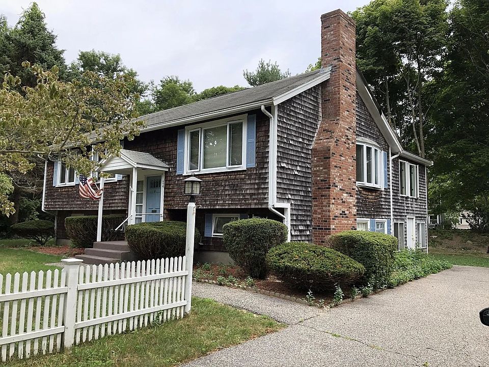 1st image of 24 Wood St