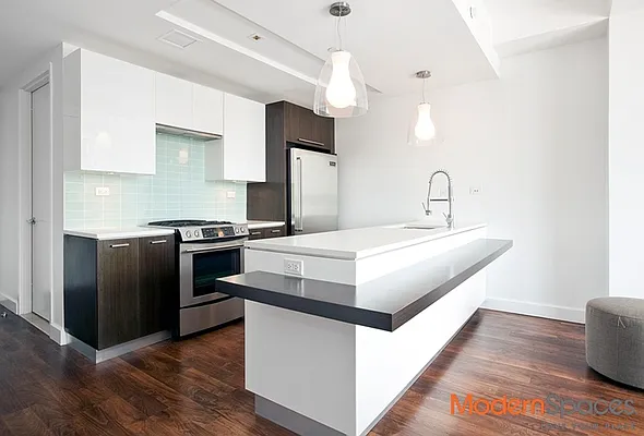 Rented by Modern Spaces | media 5