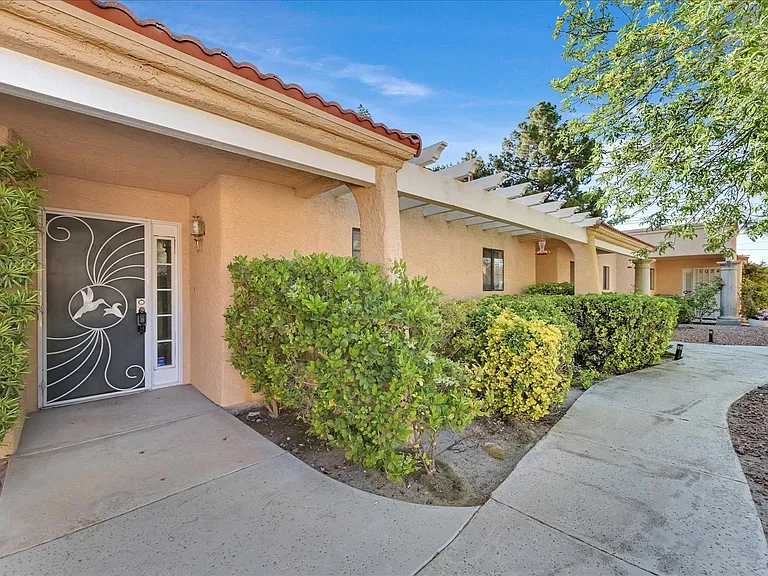 2851 S Valley View Blvd #1026 — Photo 3