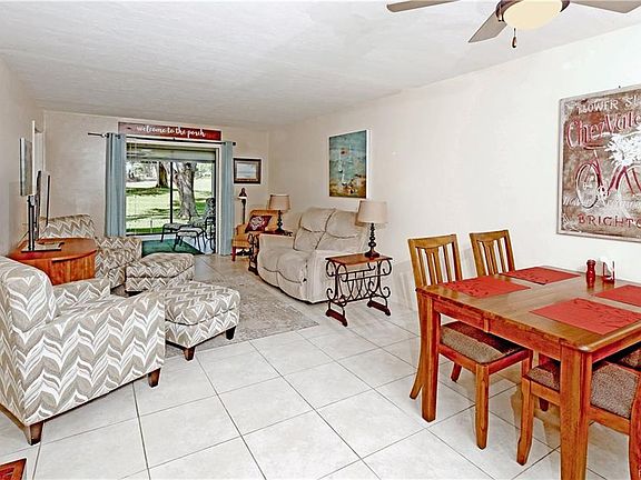 5th image of 600 E Gilchrist Ct Unit 2