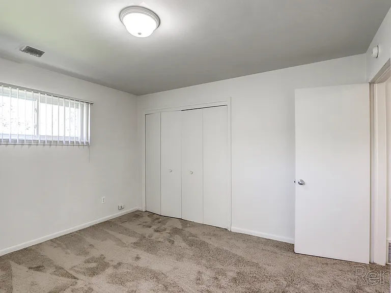 Campbell Row Apartments — Photo 11