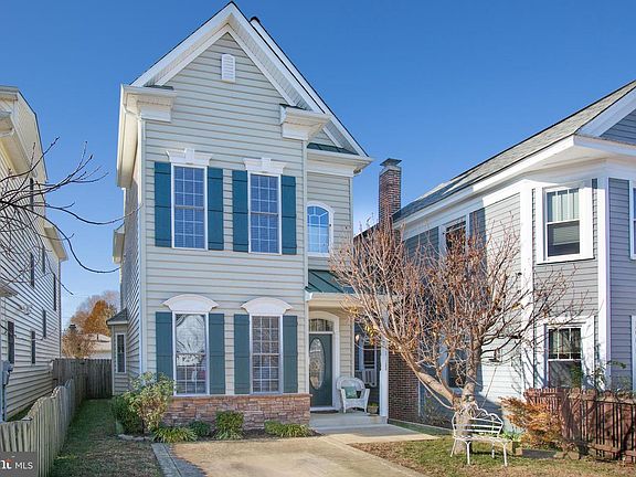 2nd image of 610-200 Spottswood St