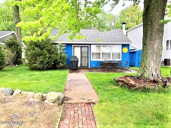 2nd image of 2176 Parker Dr