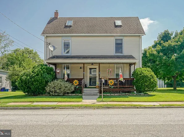 122 N Repauno Ave, Gibbstown, NJ 08027