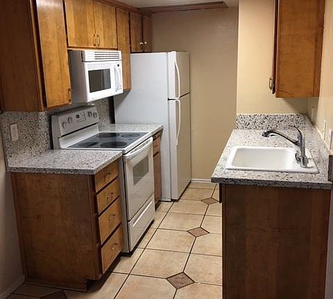 4th image of 1714 T St APT 1