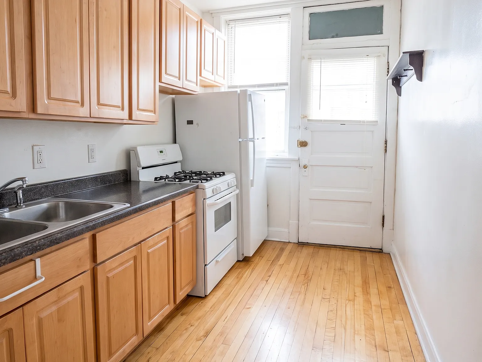 1 bed, $1,495 — Photo 4