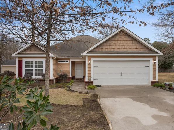 106 Cricket Hollow Ct, Byron, GA 31008