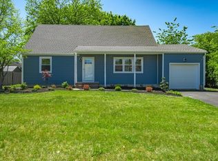 1032 Valley Stream Rd, Toms River, NJ 08753