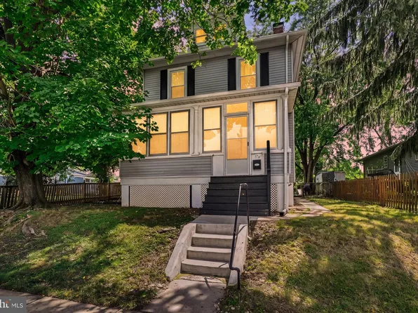 109 W Hilltop Rd, Baltimore, MD 21225