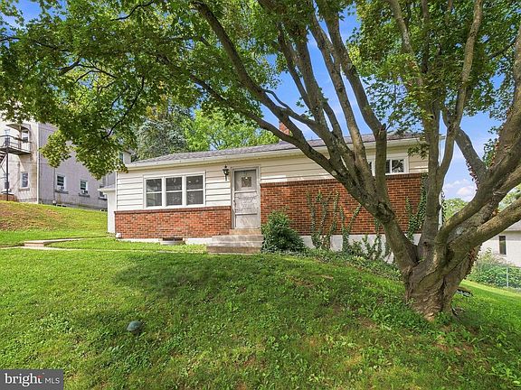 2nd image of 135 Pikeland Ave