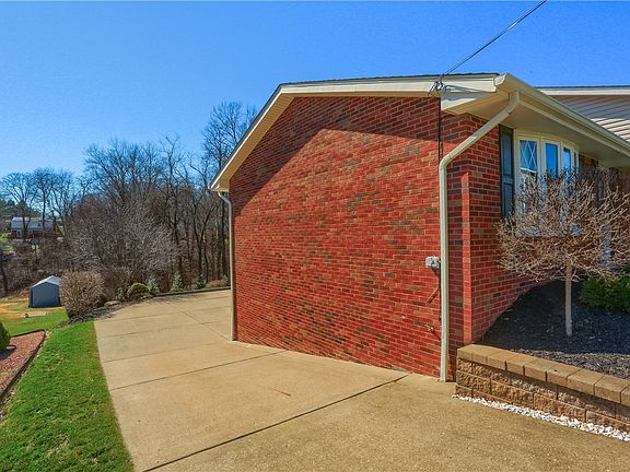 4th image of 245 Wyngate Rd