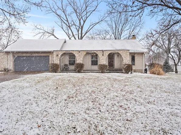 6500 Woodstock St, Shawnee, KS 66218