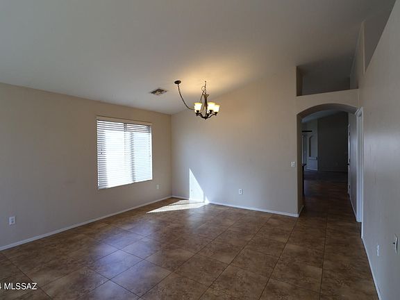 3rd image of 5953 E Franklin Tale Dr