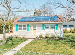 7 Redwood Ave, Villas, NJ 08251