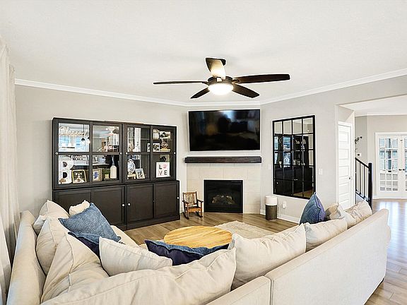 5th image of 16808 Audley Ave